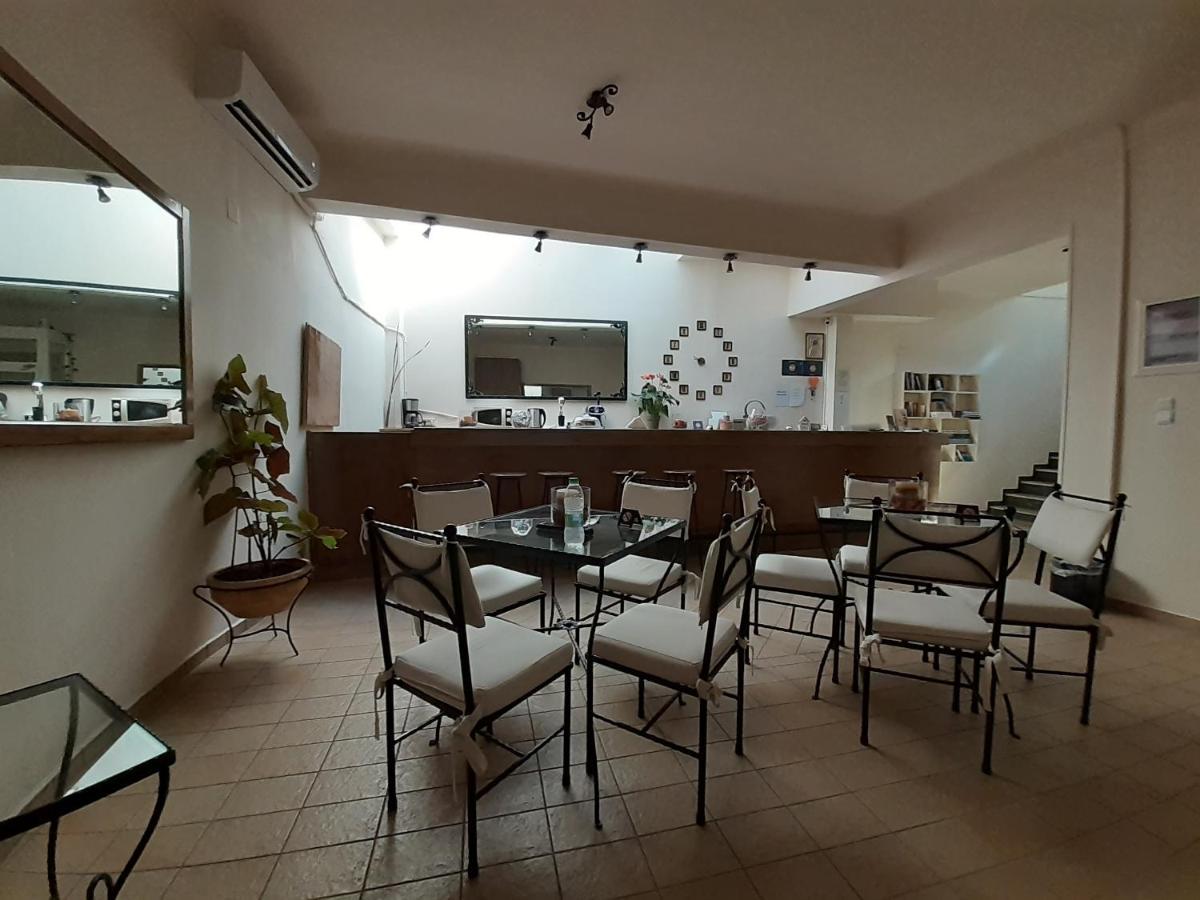 Central 9 Rooms Ermoupoli Exterior photo